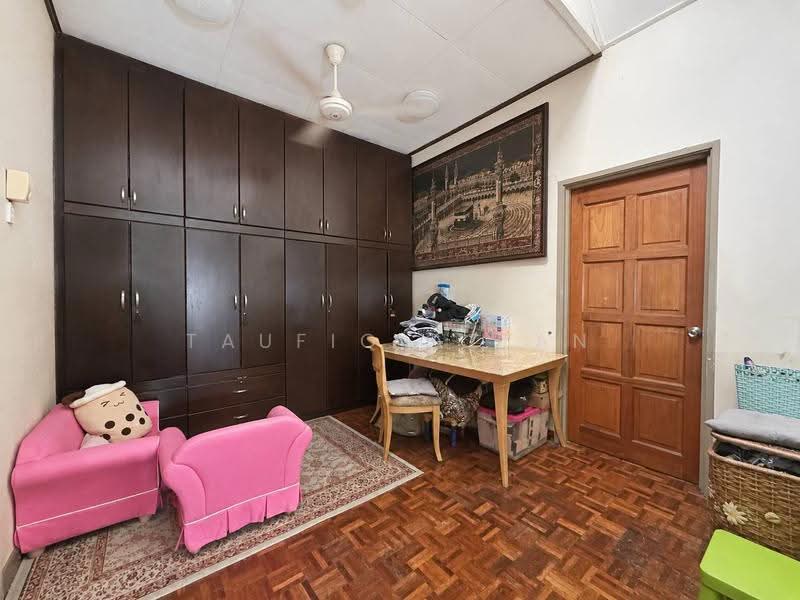 2-storey Terraced House for Sale in Usj 17 (Subang Jaya) - Taufiq Azlan - Interior - PropertyGuru.com.my