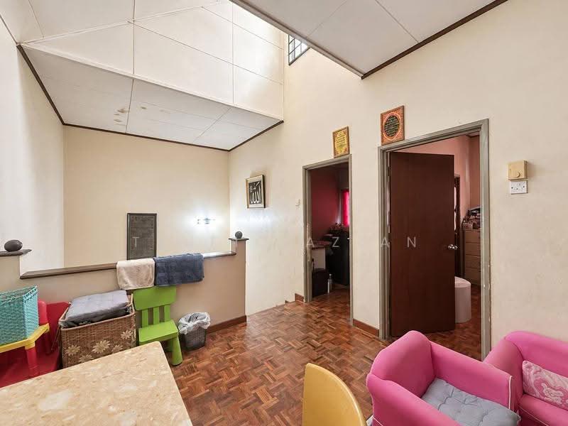2-storey Terraced House for Sale in Usj 17 (Subang Jaya) - Taufiq Azlan - Interior - PropertyGuru.com.my