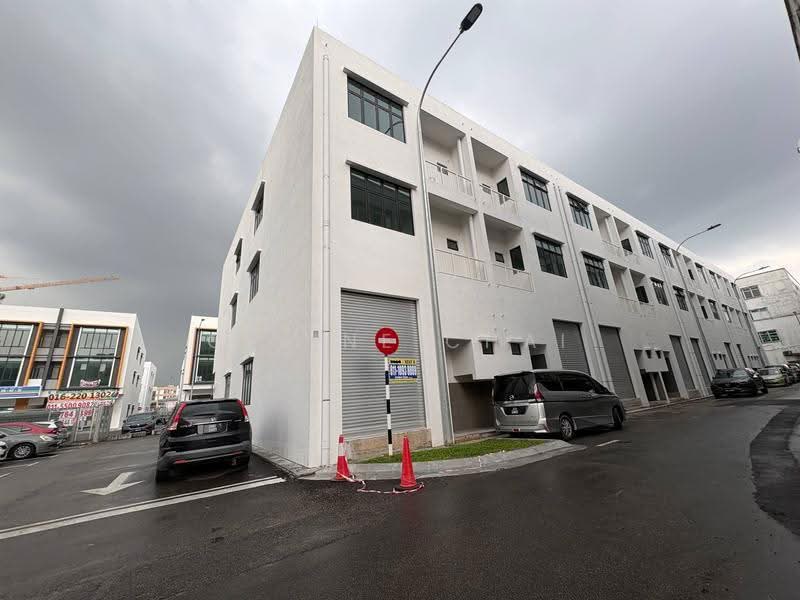 Shop / Office for Rent in Bandar Baru Permas Jaya (Permas Jaya) - Celine Chai - Exterior - PropertyGuru.com.my