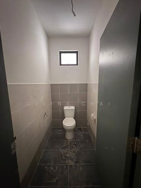 Shop / Office for Rent in Bandar Baru Permas Jaya (Permas Jaya) - Celine Chai - Bathroom - PropertyGuru.com.my