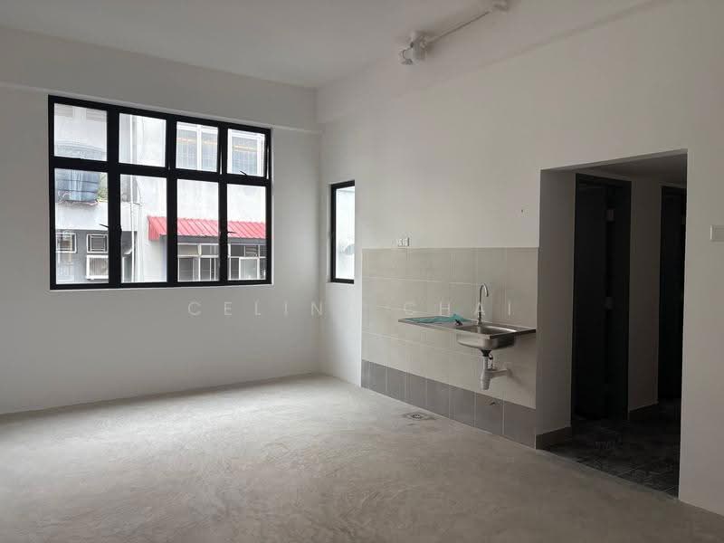 Shop / Office for Rent in Bandar Baru Permas Jaya (Permas Jaya) - Celine Chai - Interior - PropertyGuru.com.my