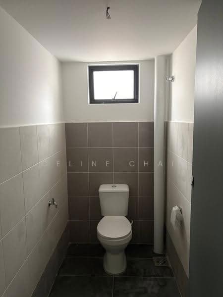 Shop / Office for Rent in Bandar Baru Permas Jaya (Permas Jaya) - Celine Chai - Bathroom - PropertyGuru.com.my
