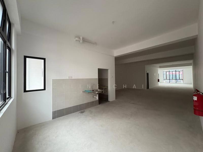 Shop / Office for Rent in Bandar Baru Permas Jaya (Permas Jaya) - Celine Chai - Interior - PropertyGuru.com.my