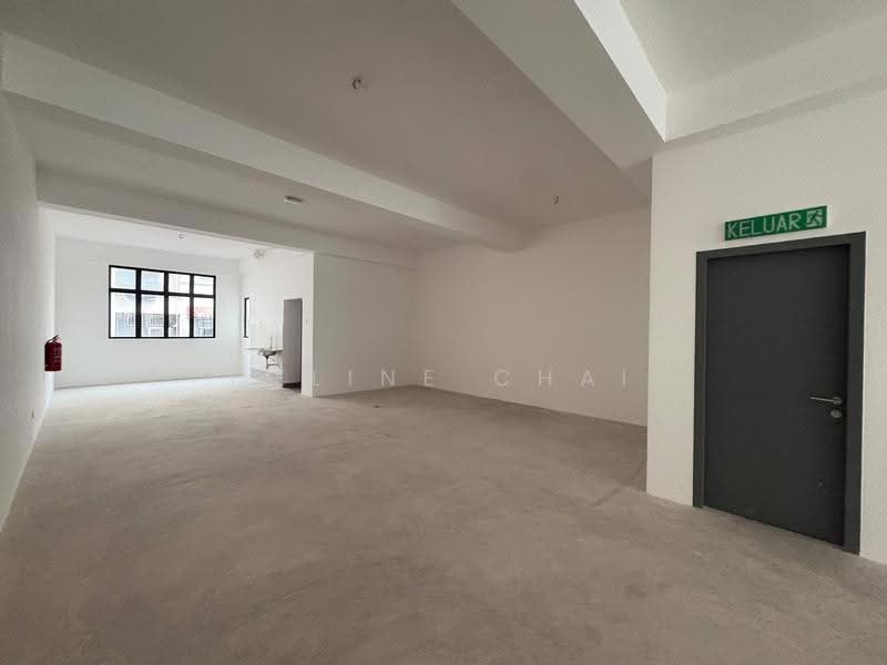 Shop / Office for Rent in Bandar Baru Permas Jaya (Permas Jaya) - Celine Chai - Interior - PropertyGuru.com.my