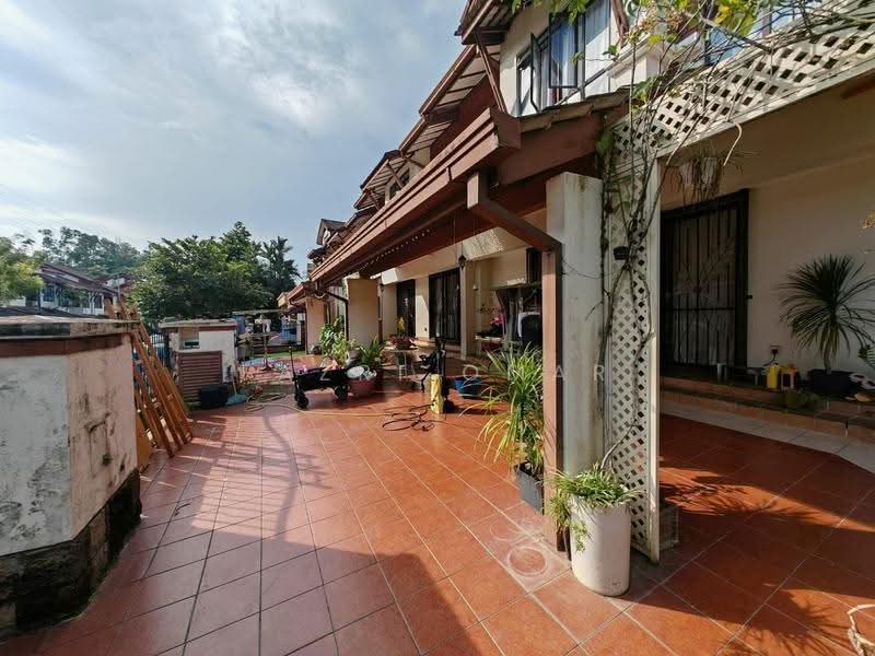 2-storey Terraced House for Sale in Bukit Jelutong (Shah Alam) - Fazri Omar - PropertyGuru.com.my