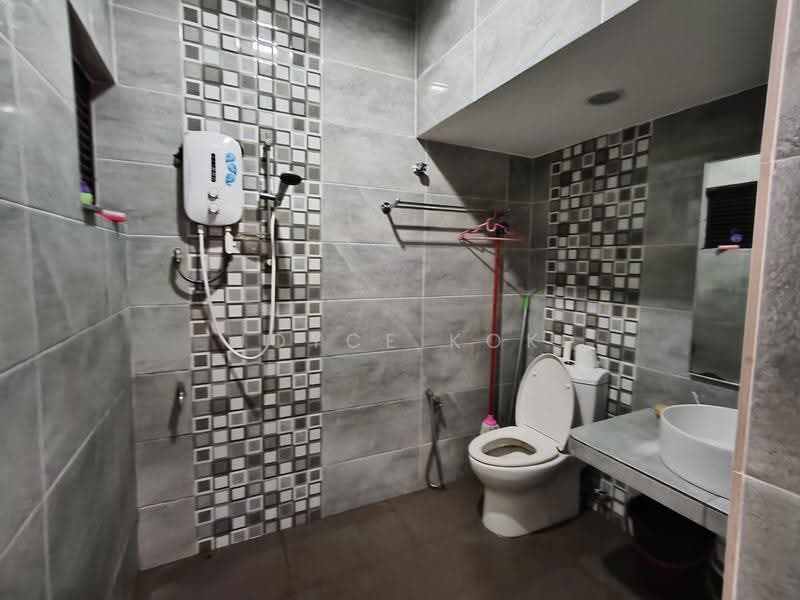 2-storey Terraced House for Sale in Usj 6 (Subang Jaya) - Joyce Kok - Bathroom - PropertyGuru.com.my
