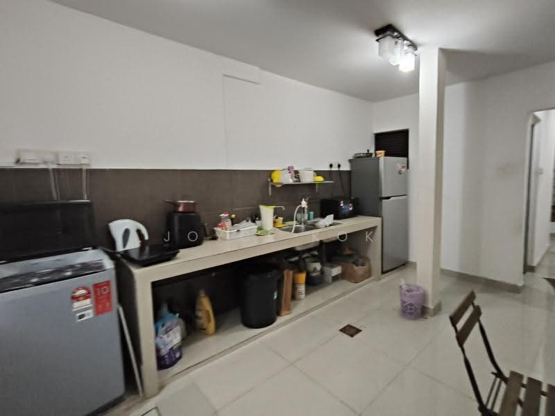 2-storey Terraced House for Sale in Usj 6 (Subang Jaya) - Joyce Kok - Kitchen - PropertyGuru.com.my
