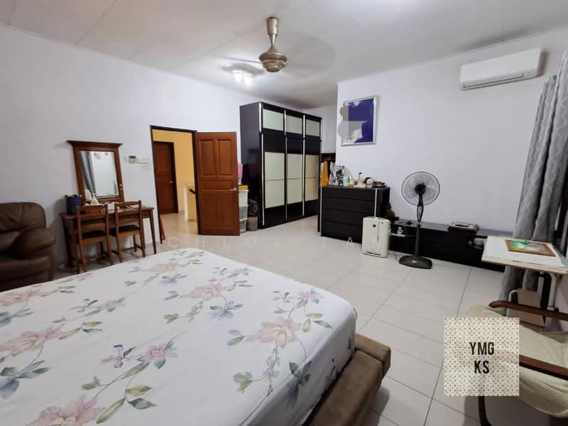 2-storey Terraced House for Sale in Bandar Botanic (Klang) - Chloe Tan - PropertyGuru.com.my