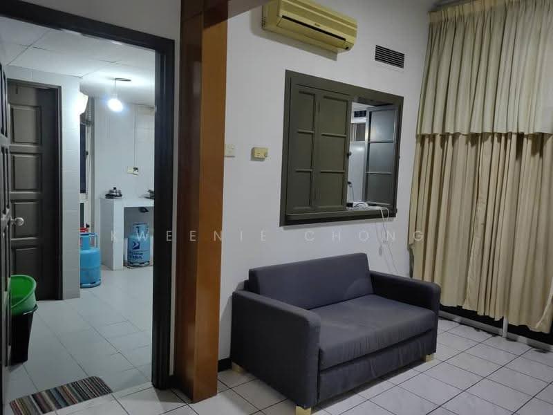 Condominium for Sale at 1A Stonor - Kweenie Chong - Living Room - PropertyGuru.com.my
