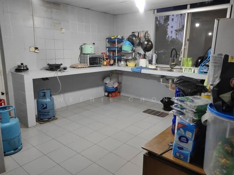 Condominium for Sale at 1A Stonor - Kweenie Chong - Kitchen - PropertyGuru.com.my