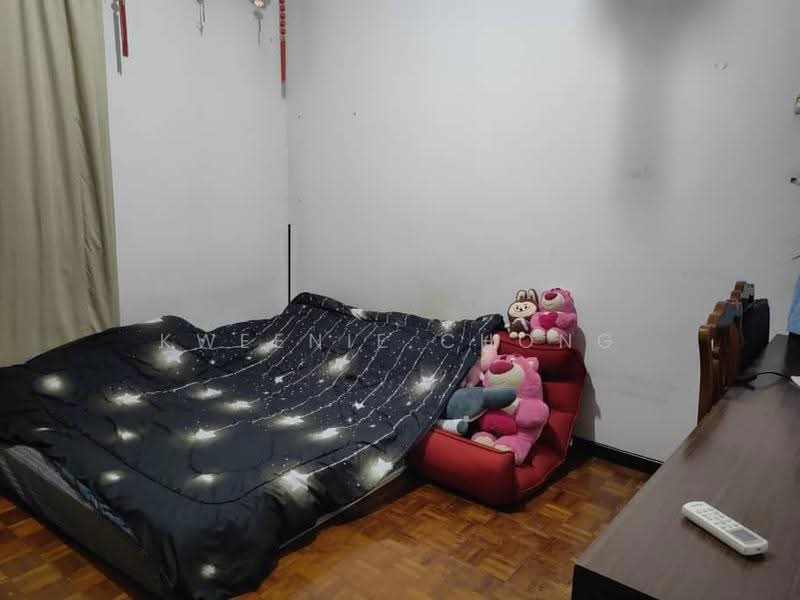Condominium for Sale at 1A Stonor - Kweenie Chong - Bedroom - PropertyGuru.com.my