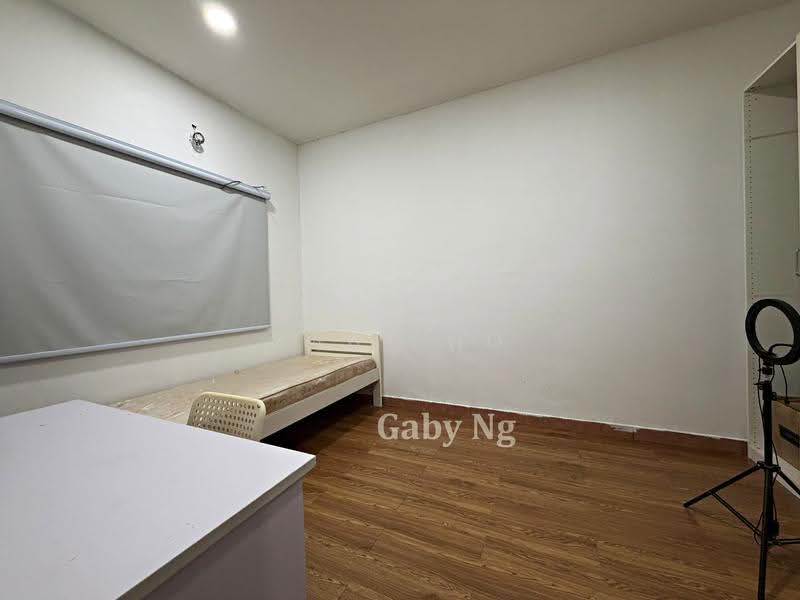 Rumah Berkembar untuk Dijual di Sungai Long (Bandar Sungai Long) - Gaby Ng - Bedroom - PropertyGuru.com.my