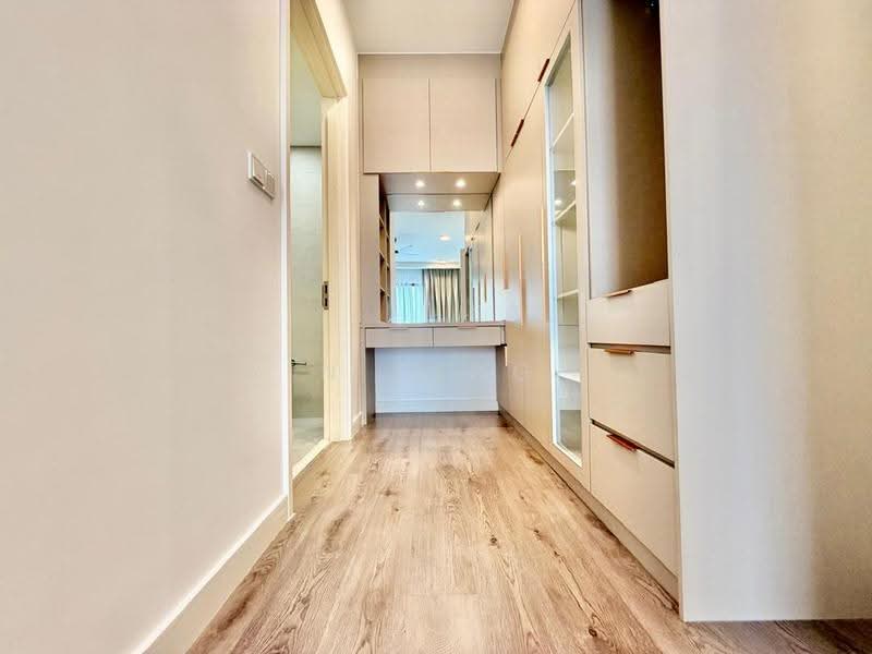 Service Residence for Rent at Jendela Residences - Yin Peng . - Wardrobe - PropertyGuru.com.my