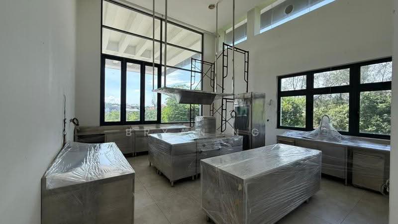 Bungalow House for Sale in Country Heights (Kajang) - Bryan Ng - Kitchen - PropertyGuru.com.my