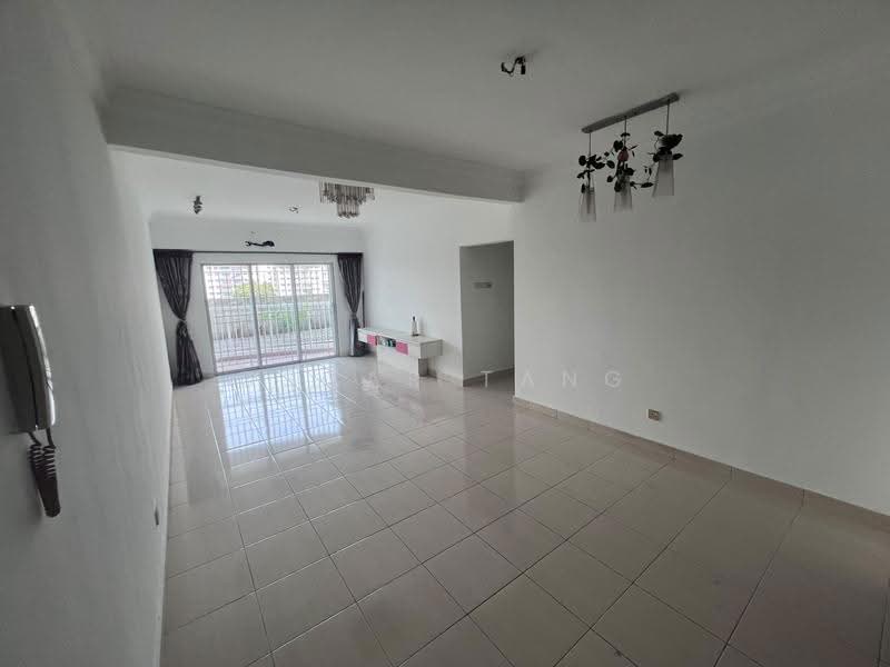 Condominium for Sale at Villa Makmur - Oscar Tang - Living Room - PropertyGuru.com.my