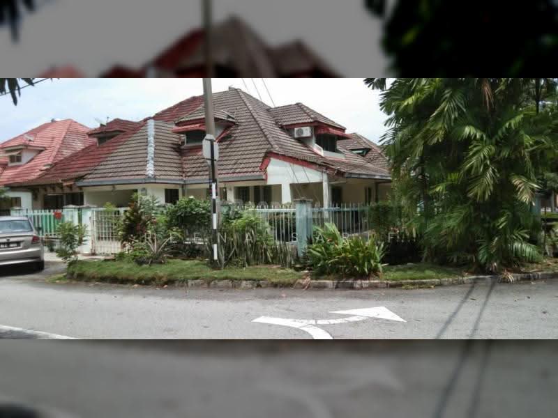 1.5-storey Terraced House for Sale in Usj 2 (Subang Jaya) - Reena Sarif - Exterior - PropertyGuru.com.my