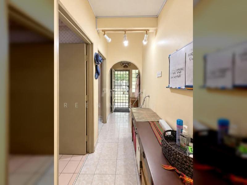 1.5-storey Terraced House for Sale in Usj 2 (Subang Jaya) - Reena Sarif - PropertyGuru.com.my