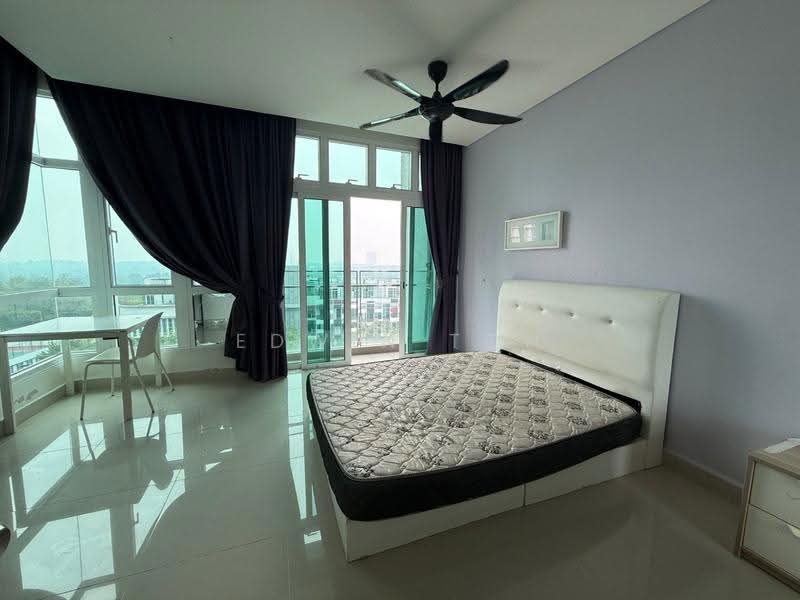 Kediaman Servis untuk Dijual di 1Medini - Edwin Toh - Bedroom - PropertyGuru.com.my