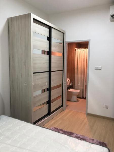 Kediaman Servis untuk Dijual di RYAN & MIHO - Angie Chai - Bedroom - PropertyGuru.com.my