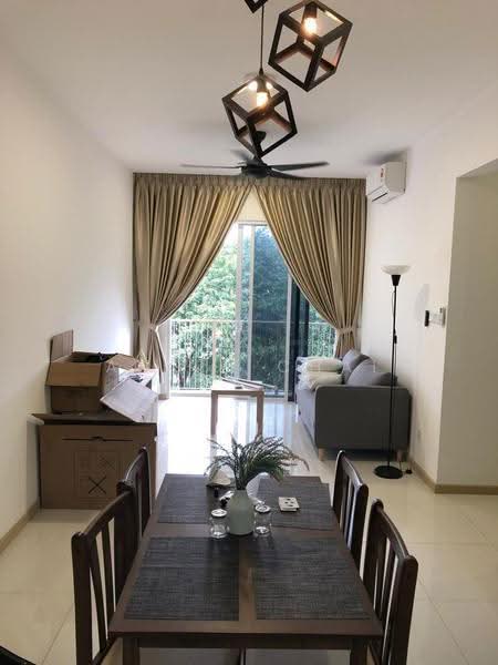 Kediaman Servis untuk Dijual di RYAN & MIHO - Angie Chai - Living Room - PropertyGuru.com.my