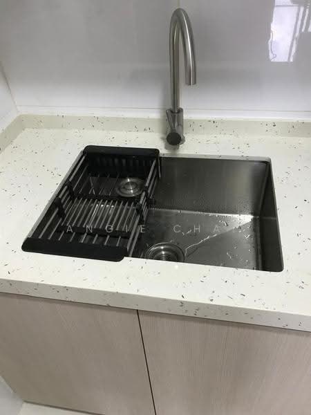 Kediaman Servis untuk Dijual di RYAN & MIHO - Angie Chai - Kitchen - PropertyGuru.com.my