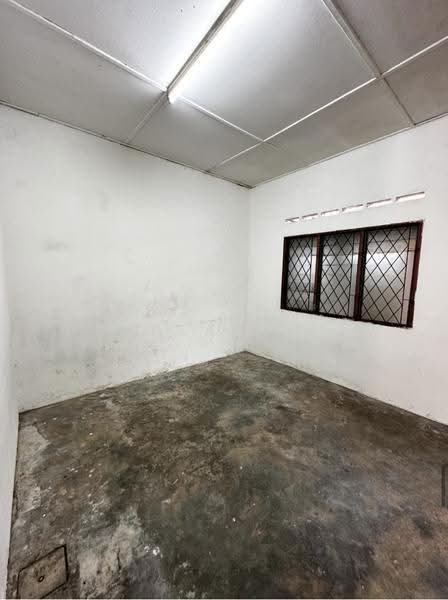 Semi-Detached House for Rent in Taman Senai Baru (Senai) - Thea Lai - Interior - PropertyGuru.com.my