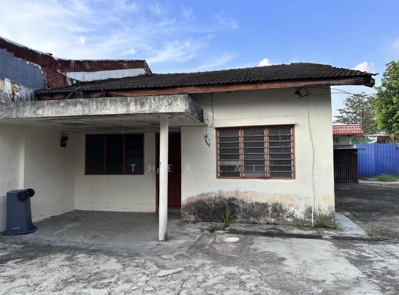 Semi-Detached House for Rent in Taman Senai Baru (Senai) - Thea Lai - Exterior - PropertyGuru.com.my