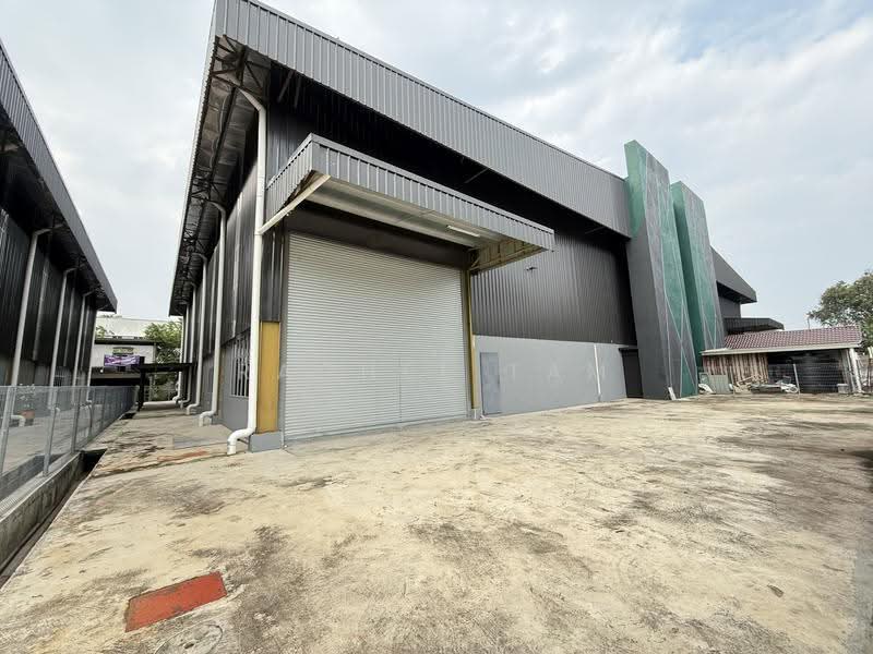 Warehouse for Rent in Kampung Jaya Gading (Kuantan) - Rachel Tam - Exterior - PropertyGuru.com.my