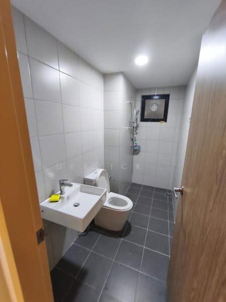 Kondominium untuk Disewa di Granito - Derrick . - Bathroom - PropertyGuru.com.my