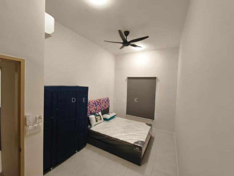 Kondominium untuk Disewa di Granito - Derrick . - Bedroom - PropertyGuru.com.my