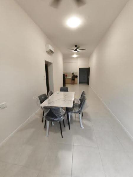 Kondominium untuk Disewa di Granito - Derrick . - Dining Room - PropertyGuru.com.my