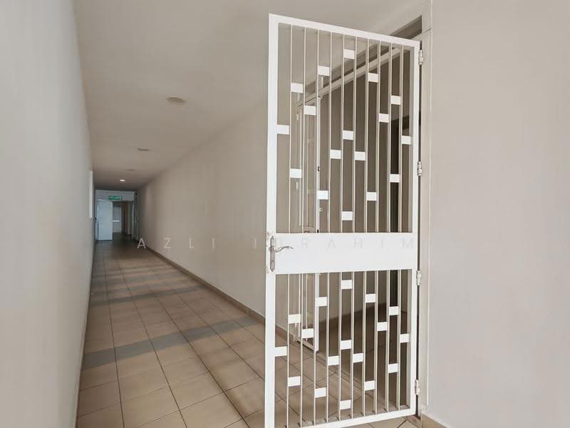 Kondominium untuk Dijual di Rafflesia - Azli Ibrahim - Corridor - PropertyGuru.com.my