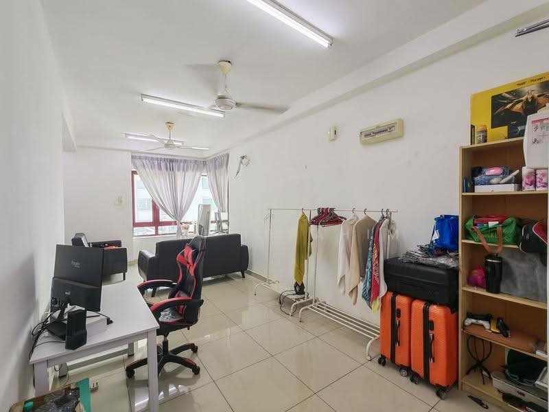 Kondominium untuk Dijual di Rafflesia - Azli Ibrahim - Living Room - PropertyGuru.com.my