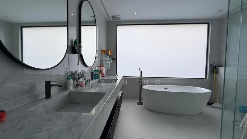 Cluster House for Sale in Jade Hills (Kajang) - Bryan Ng - Bathroom - PropertyGuru.com.my