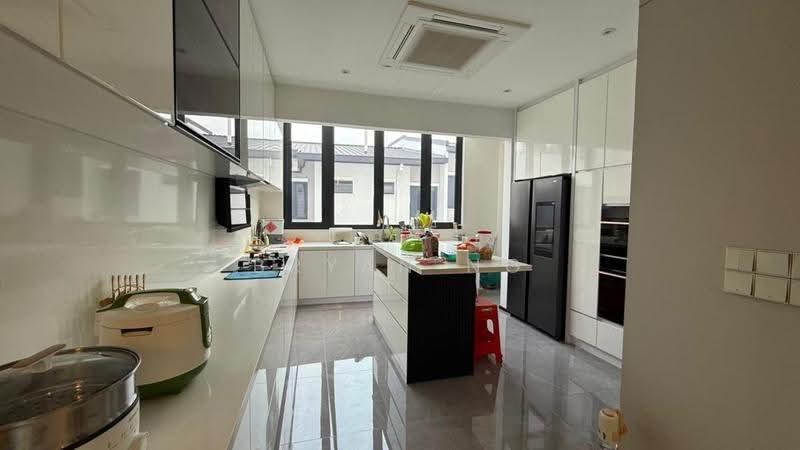 Cluster House for Sale in Jade Hills (Kajang) - Bryan Ng - Kitchen - PropertyGuru.com.my