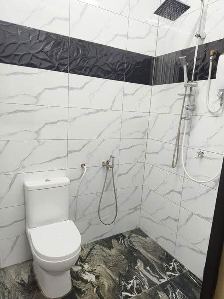 2-storey Terraced House for Rent in Raja Uda (Butterworth) - Jeff Lau - Bathroom - PropertyGuru.com.my