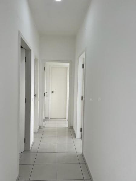 Kondominium untuk Disewa di D'Nuri Residence @ Desa Petaling - Tommy Yap - Corridor - PropertyGuru.com.my