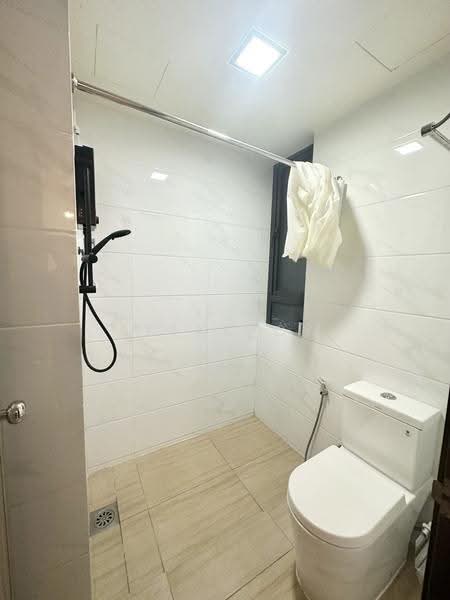 Service Residence for Rent at Country Garden Central Park - Alex How - Bathroom - PropertyGuru.com.my