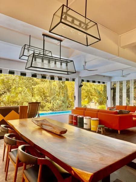 Rumah Banglo untuk Dijual di Leisure Farm (Gelang Patah) - Kinki Teow - Living Room - PropertyGuru.com.my