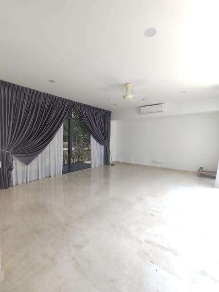 Bungalow House for Sale in East Ledang (Iskandar Puteri (Nusajaya)) - Kinki Teow - Living Room - PropertyGuru.com.my