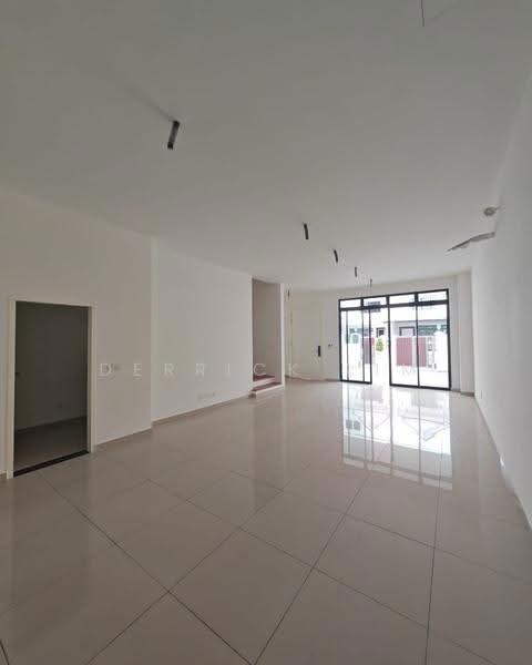 Rumah Teres 2-Tingkat untuk Dijual di Bandar Seri Alam (Masai) - Derrick Lim - PropertyGuru.com.my