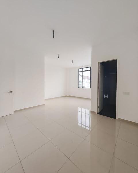 Rumah Teres 2-Tingkat untuk Dijual di Bandar Seri Alam (Masai) - Derrick Lim - PropertyGuru.com.my