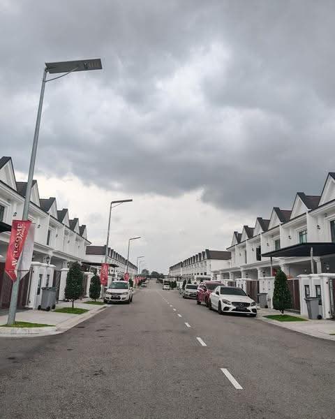 Rumah Teres 2-Tingkat untuk Dijual di Bandar Seri Alam (Masai) - Derrick Lim - PropertyGuru.com.my