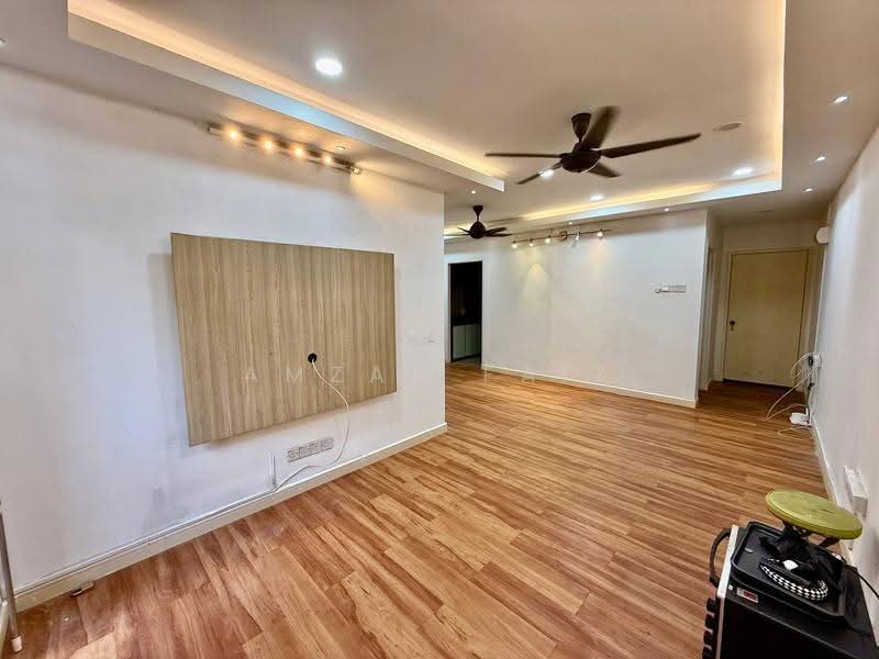 Apartment for Sale at Vista Pinggiran Apartment - Amzar Faiz - Living Room - PropertyGuru.com.my
