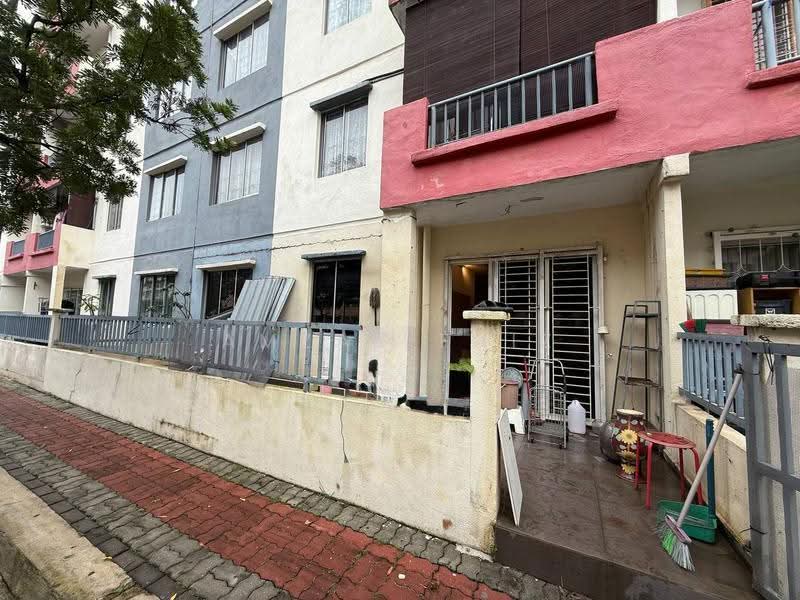 Apartment for Sale at Vista Pinggiran Apartment - Amzar Faiz - Exterior - PropertyGuru.com.my