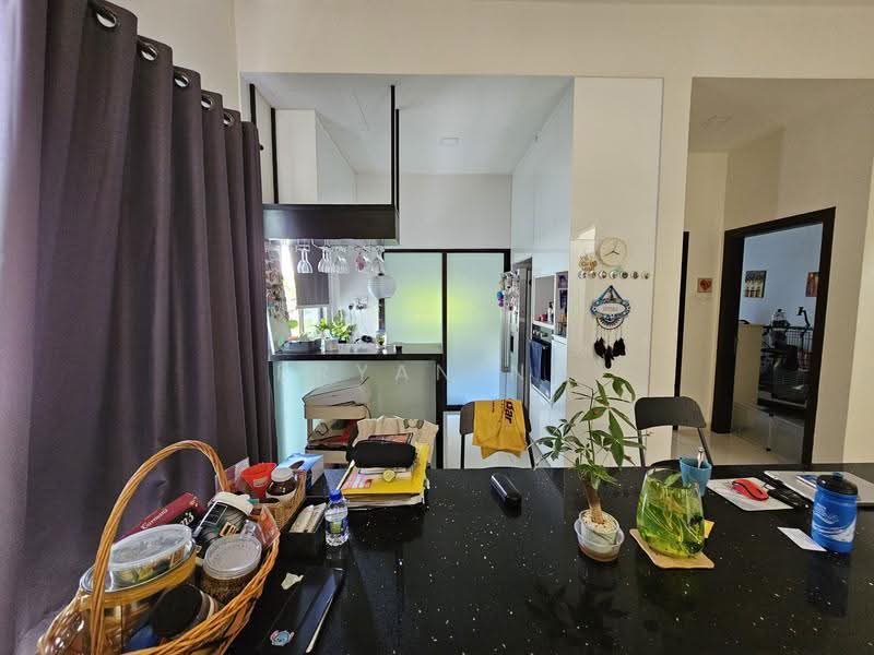 Rumah Berkembar untuk Dijual di Jade Hills (Kajang) - Bryan Ng - Kitchen - PropertyGuru.com.my