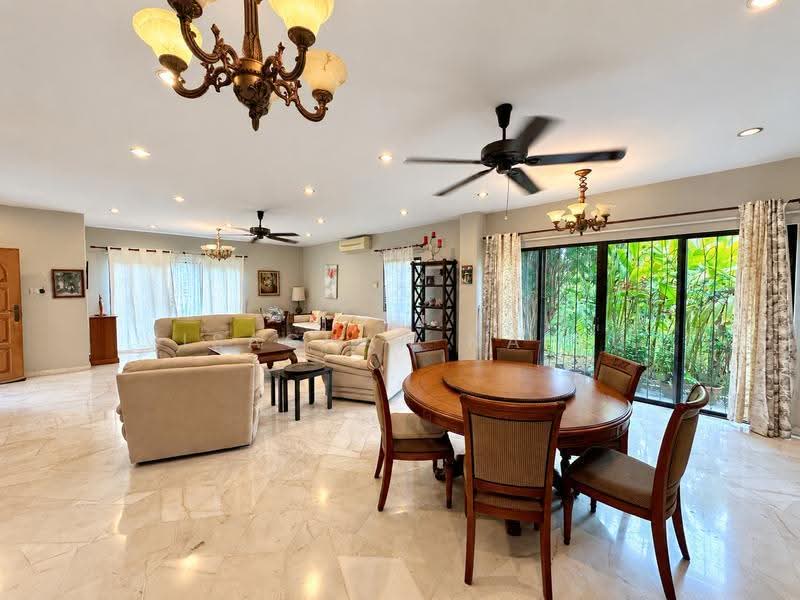 Bungalow House for Sale in Rawang (Selangor) - Visaghan Naidu - Living Room - PropertyGuru.com.my
