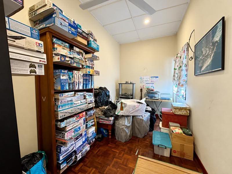 Bungalow House for Sale in Rawang (Selangor) - Visaghan Naidu - Study - PropertyGuru.com.my