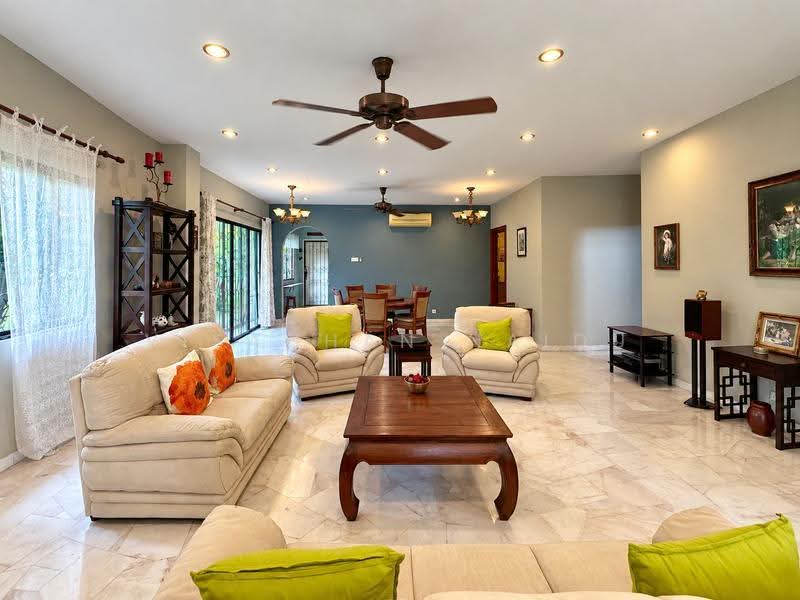 Bungalow House for Sale in Rawang (Selangor) - Visaghan Naidu - Living Room - PropertyGuru.com.my
