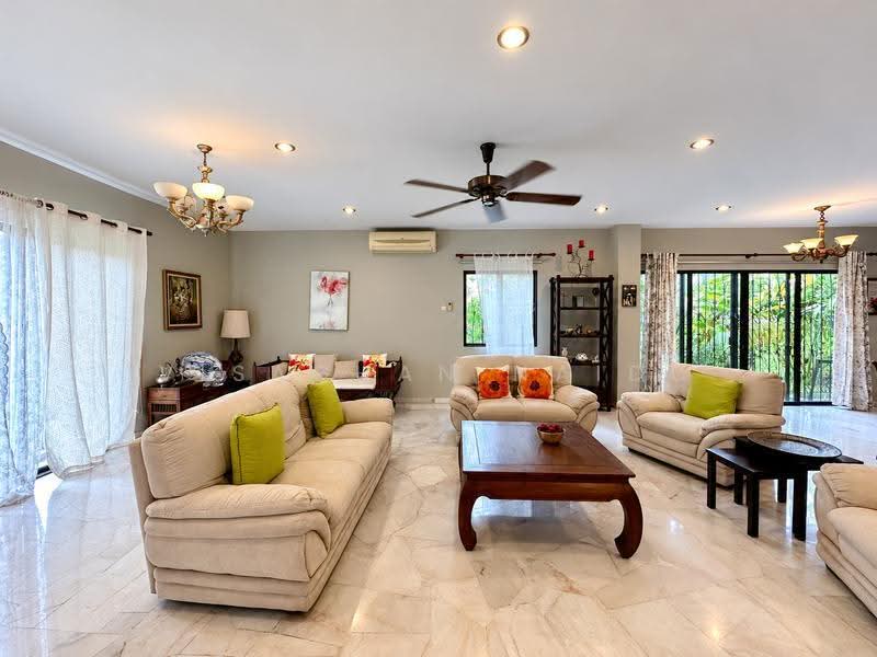 Bungalow House for Sale in Rawang (Selangor) - Visaghan Naidu - Living Room - PropertyGuru.com.my